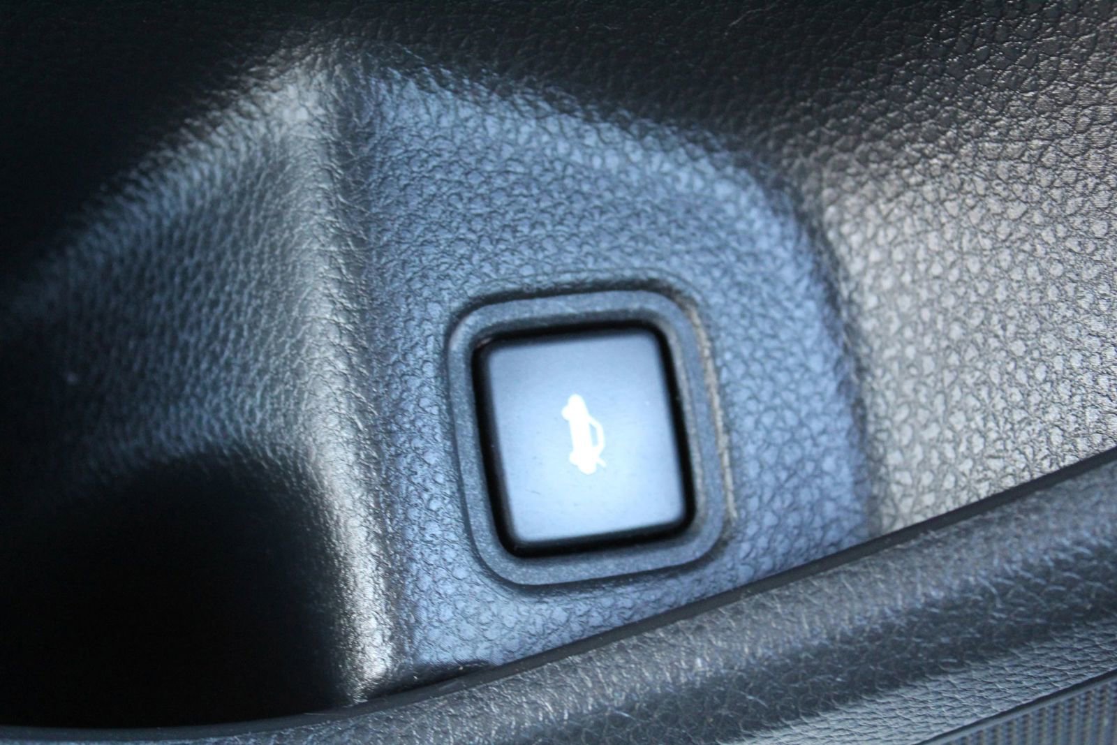 Used 2018 Honda Accord LX image 27