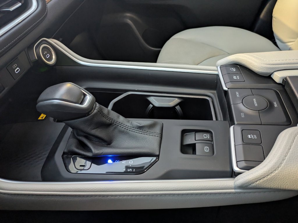 Used 2025 Toyota Grand Highlander AWD Hybrid image 19