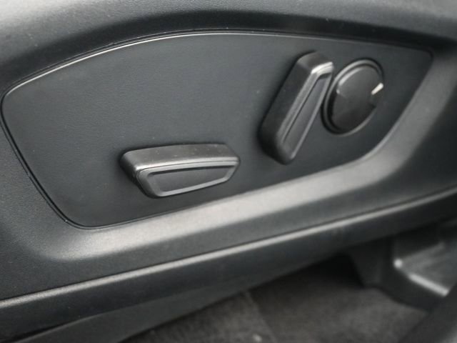 Used 2023 Ford Explorer XLT w/ Equipment Group 202A image 16