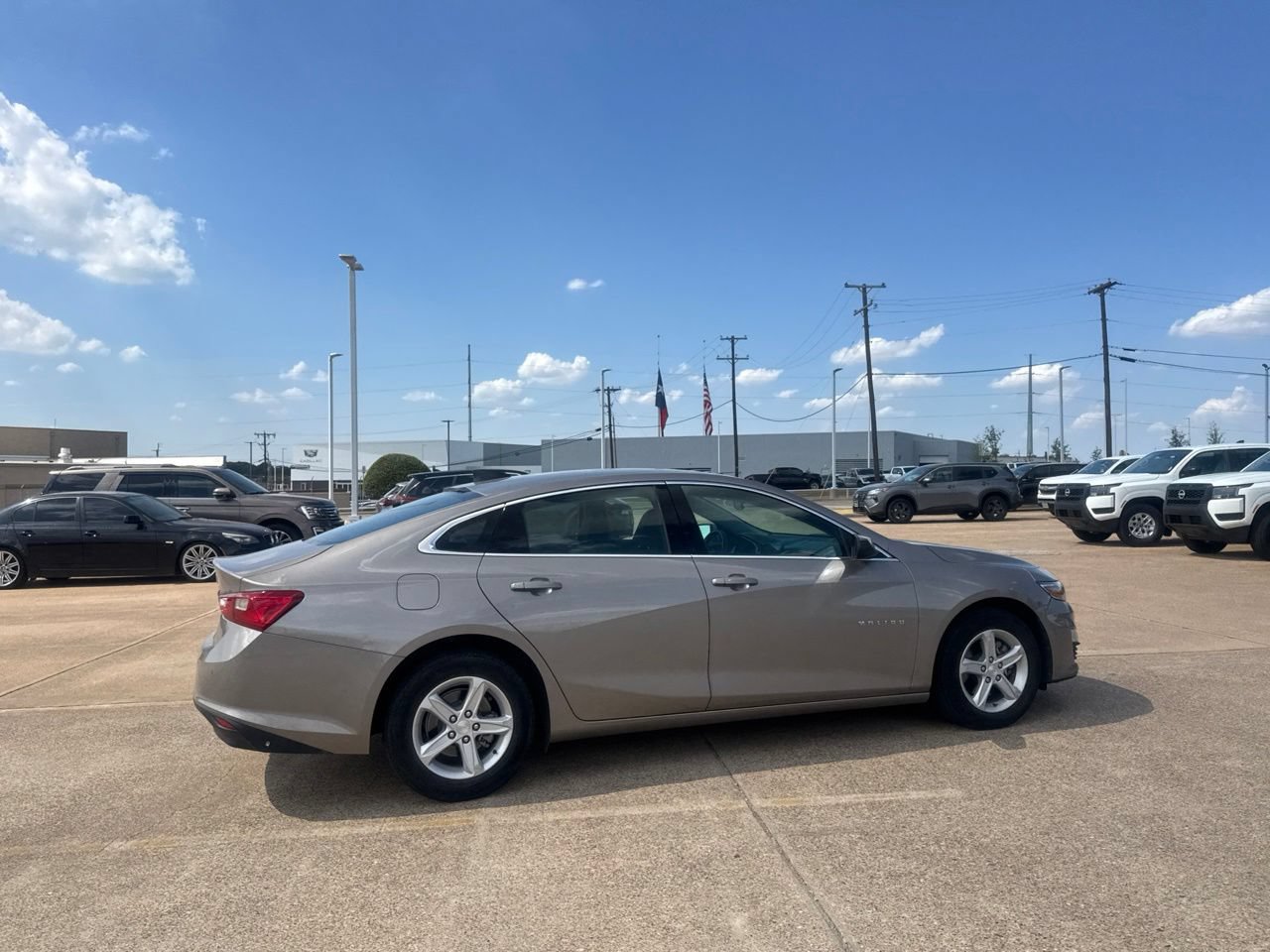 Used 2025 Chevrolet Malibu LS FWD image 27