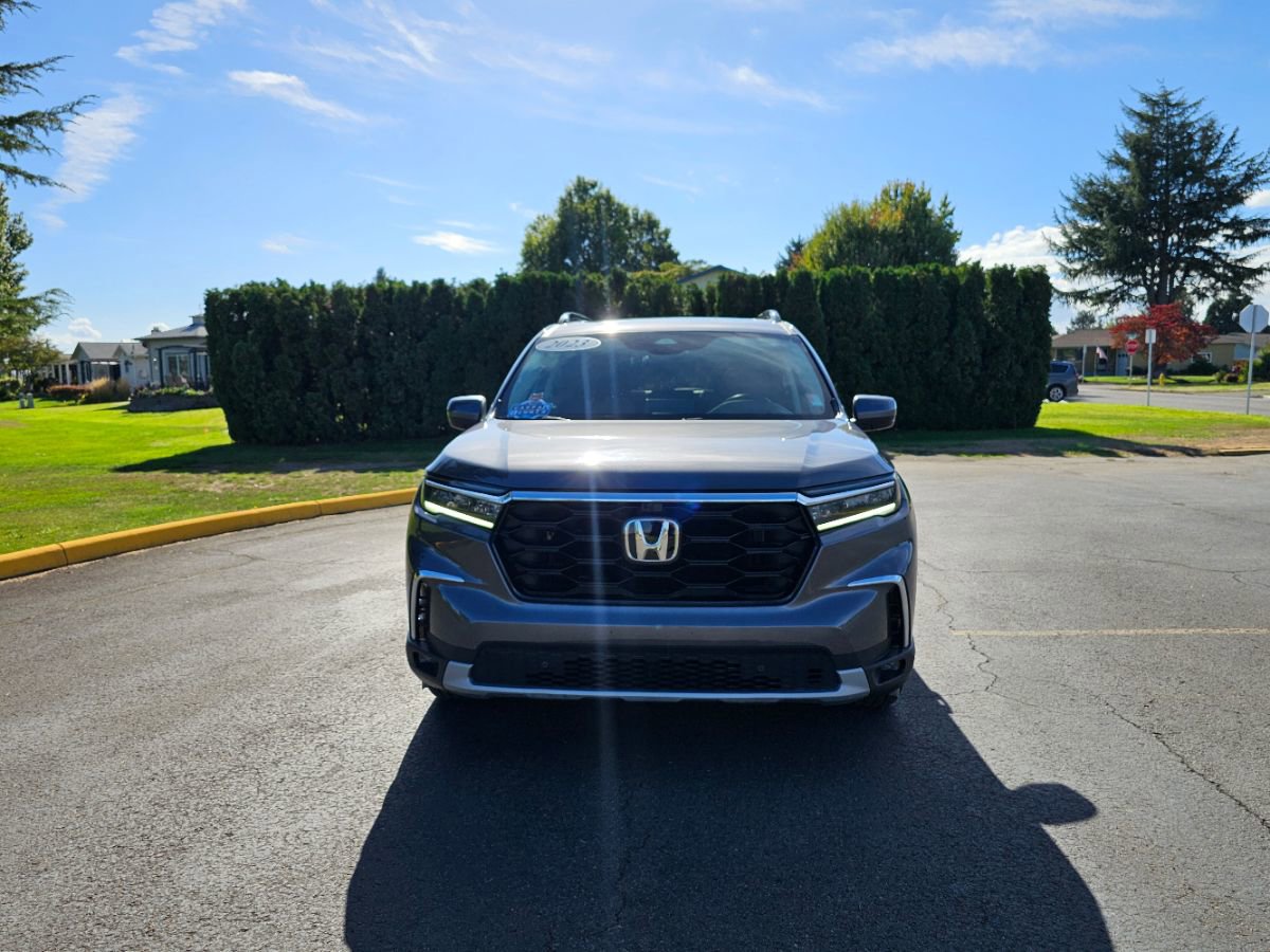 Used 2023 Honda Pilot Elite image 4
