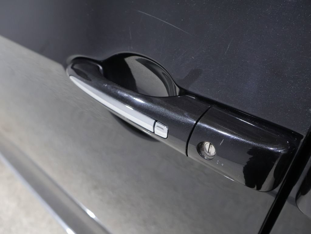 Used 2019 Chrysler Pacifica Touring-L w/ Advanced Safetytec Group image 10