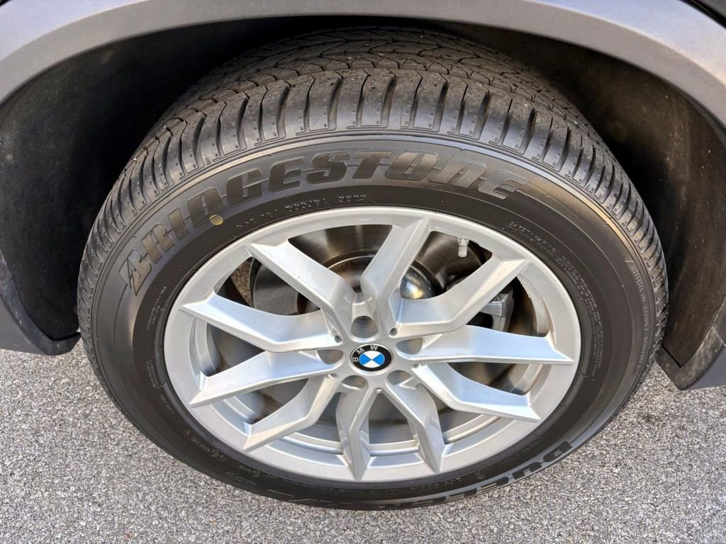 Used 2023 BMW X5 xDrive40i w/ Premium Package image 10