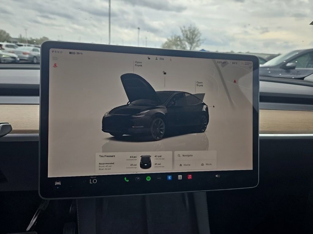Used 2023 Tesla Model Y Long Range image 15