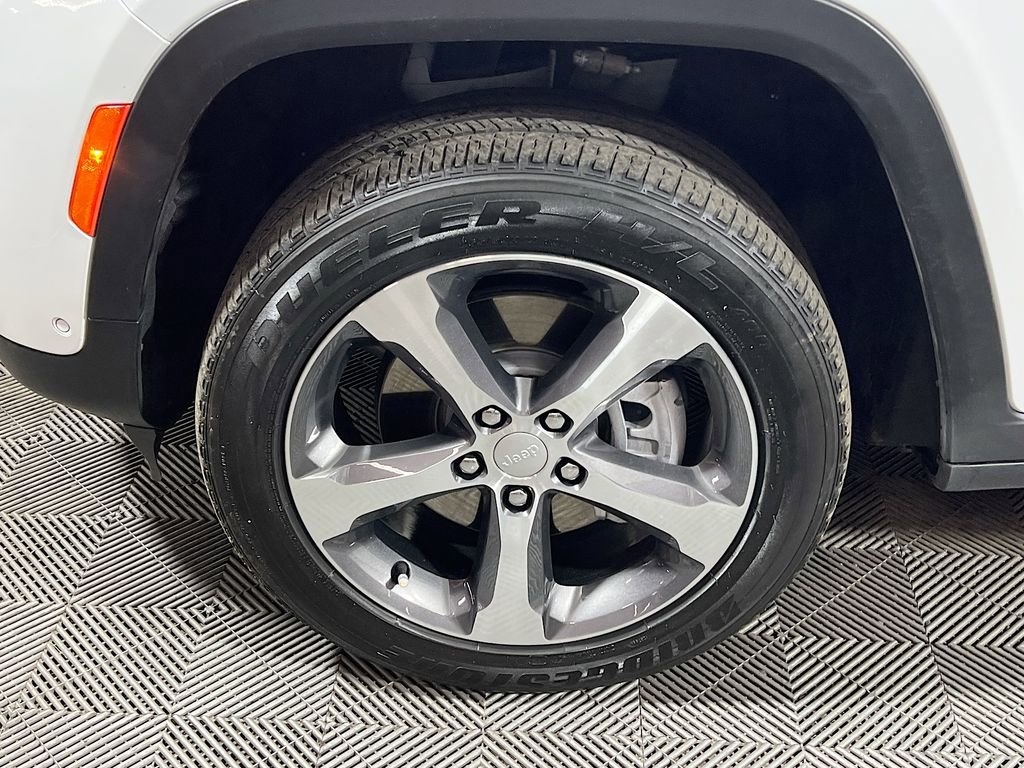 Used 2023 Jeep Grand Cherokee 4WD 4xe w/ Luxury Tech Group II image 27