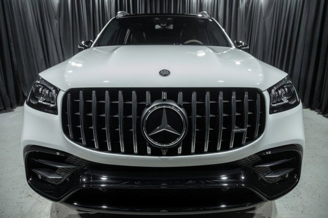 New 2026 Mercedes-Benz GLS 63 AMG 4MATIC image 2