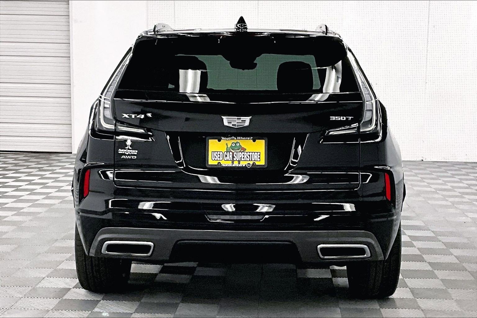 Used 2025 Cadillac XT4 Sport AWD/4WD image 5