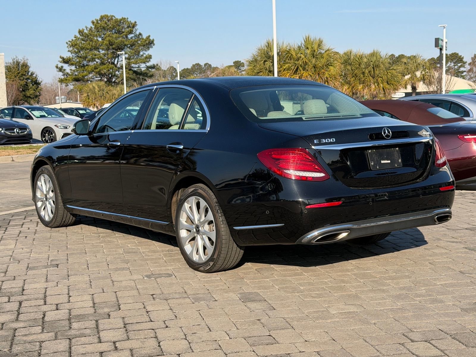 Used 2018 Mercedes-Benz E 300 E 300 image 11