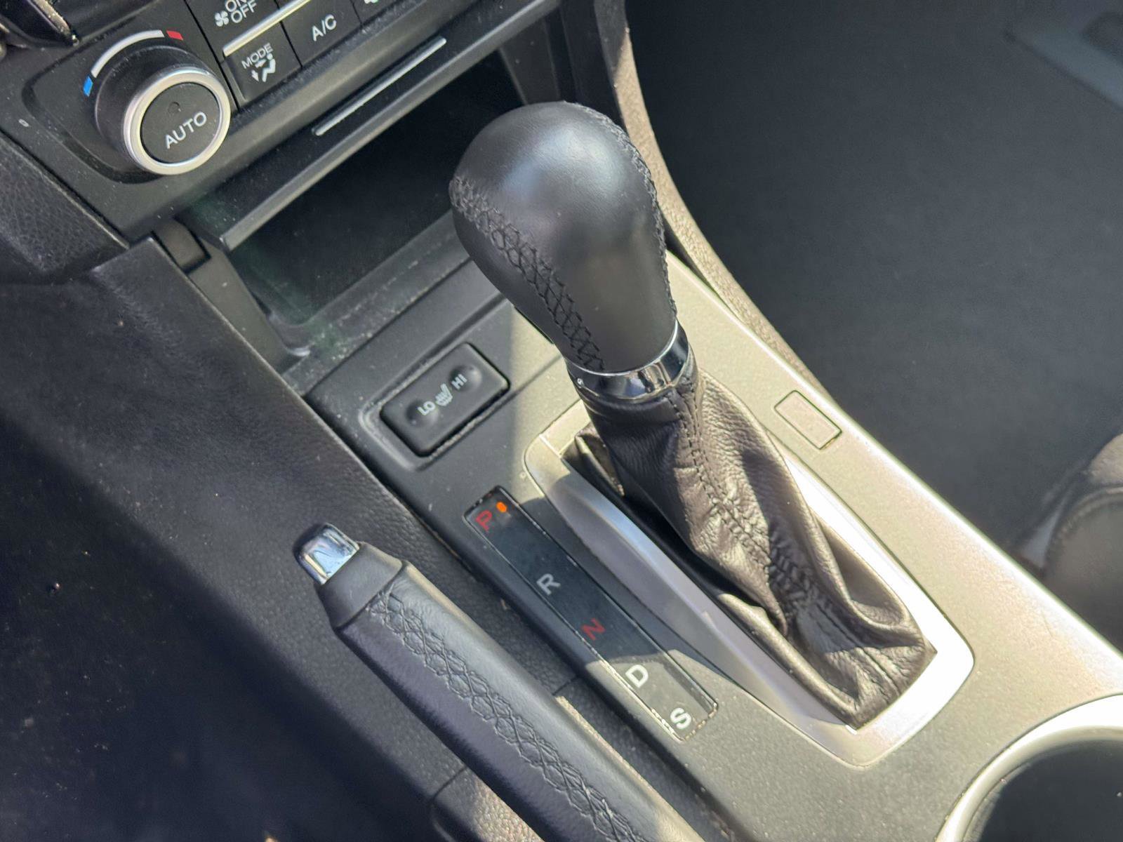 Used 2018 Acura ILX FWD image 31