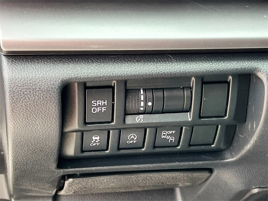 Used 2022 Subaru Crosstrek 2.5i Limited image 10