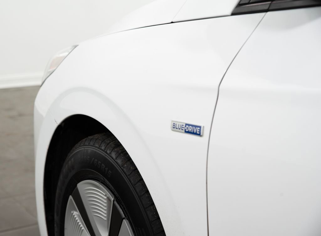Used 2020 Hyundai Ioniq Blue image 6