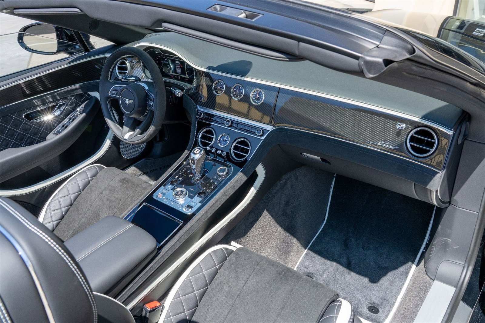 Used 2024 Bentley Continental GT Speed image 23