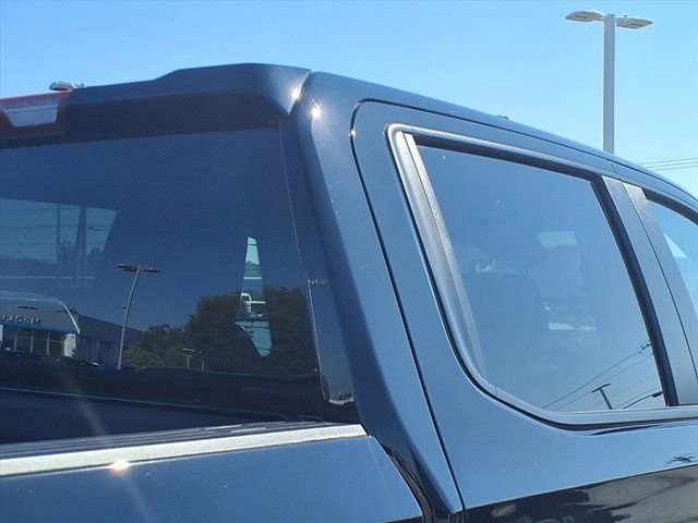 Used 2024 Chevrolet Silverado 1500 Custom Trail Boss w/ LPO, Dark Essentials Package image 26