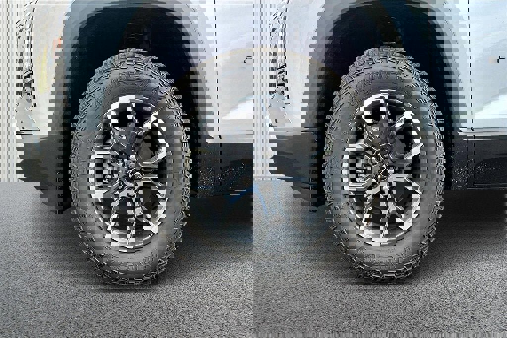 New 2026 Chevrolet Equinox ACTIV w/ Convenience Package III image 11