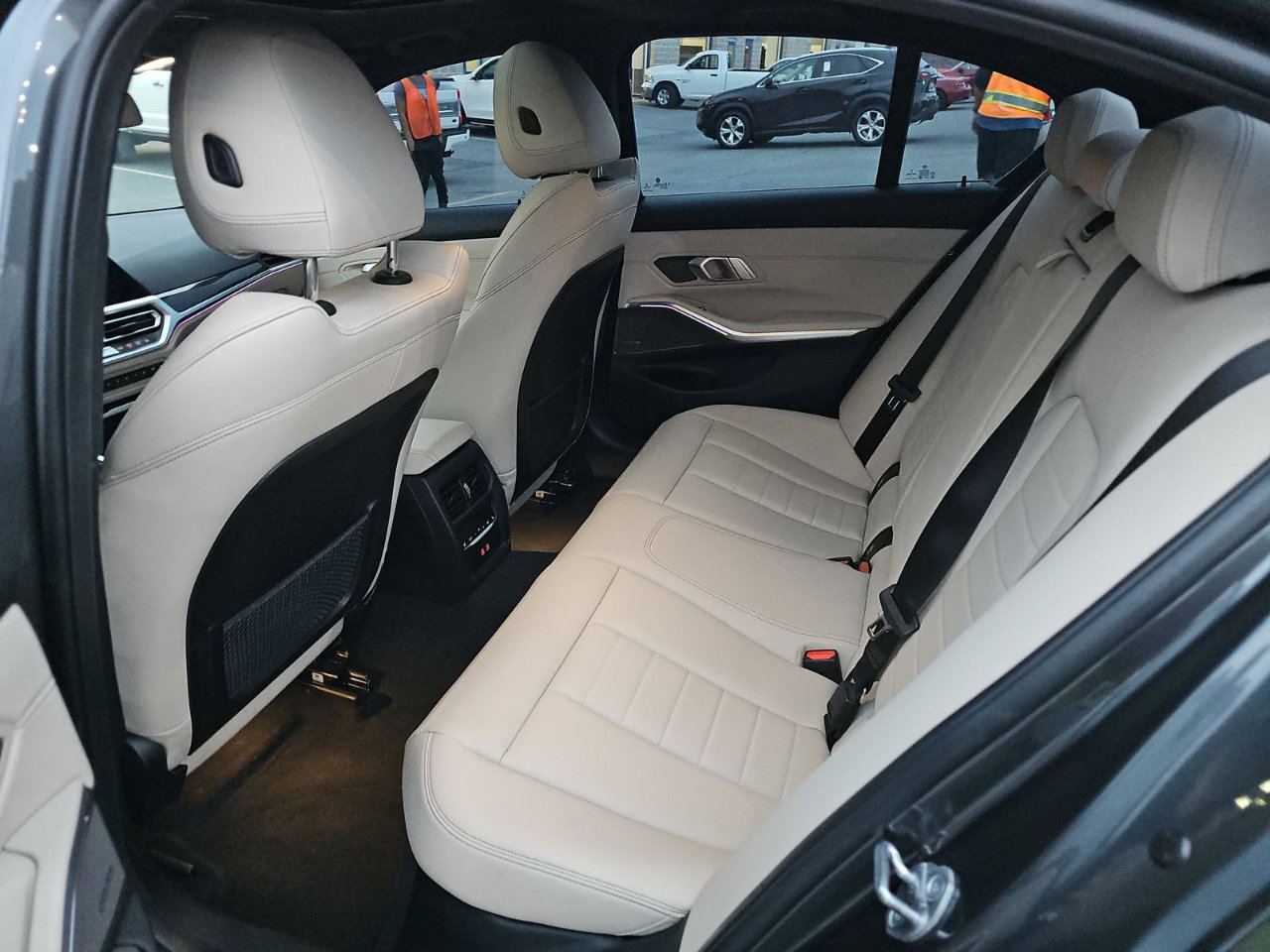 Used 2022 BMW M340i xDrive w/ Premium Package image 10