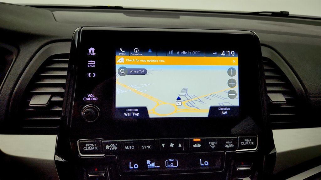Used 2023 Honda Odyssey Touring image 19