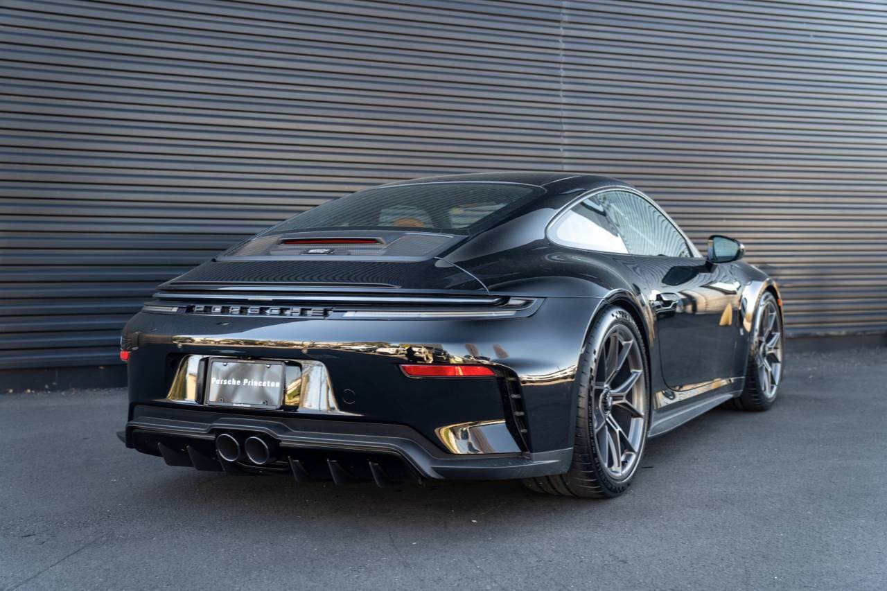 New 2026 Porsche 911 GT3 RWD image 12