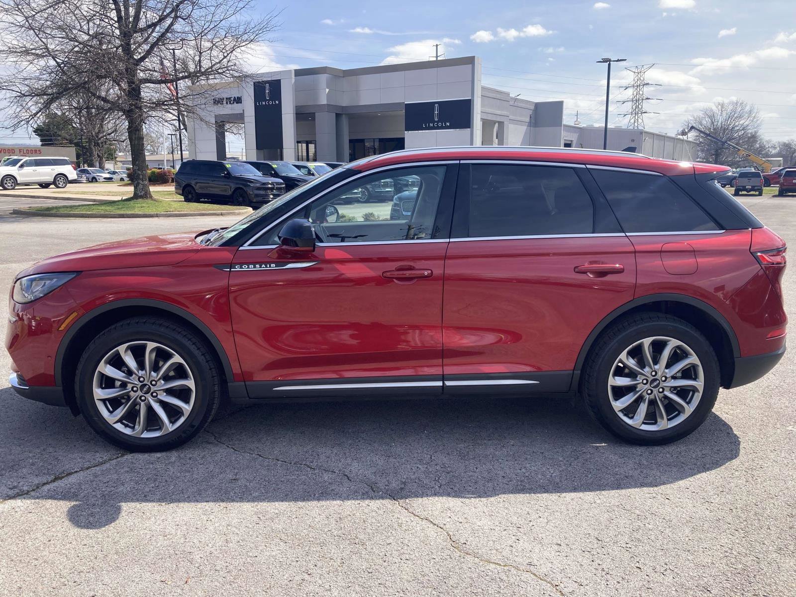 Certified 2022 Lincoln Corsair FWD w/ Premium Package image 8