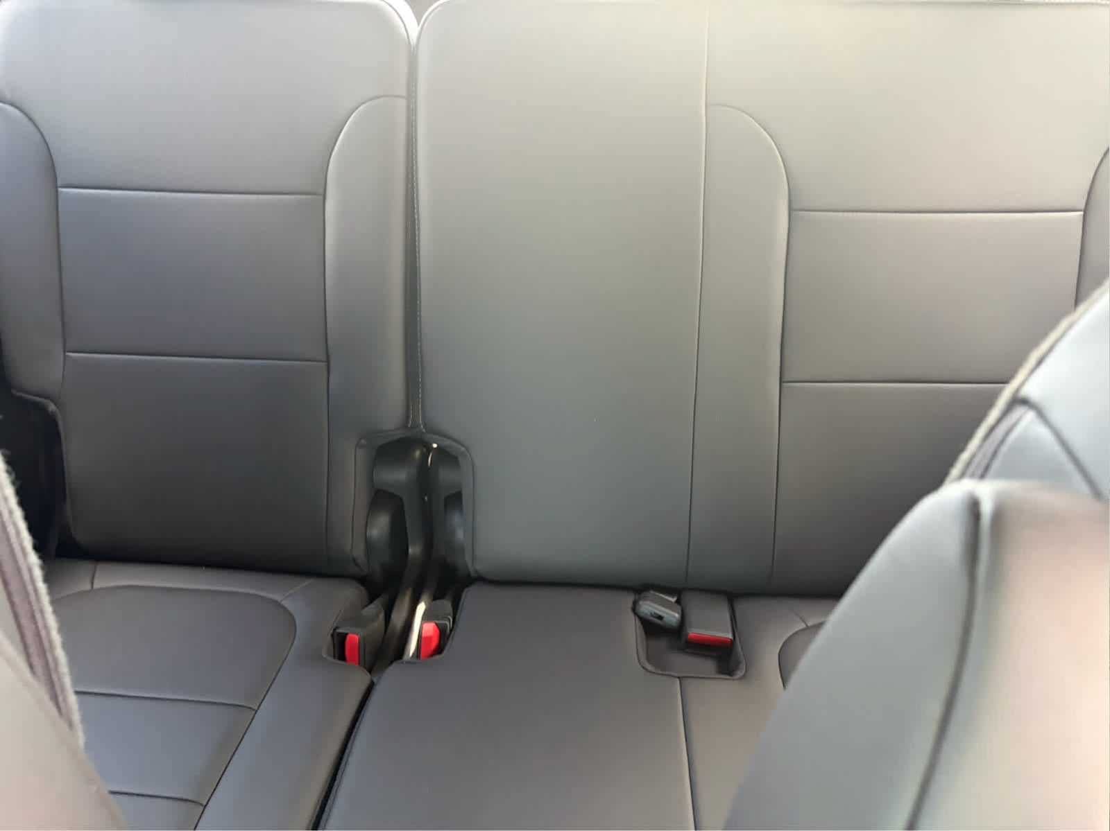Used 2023 Chevrolet Traverse LT AWD/4WD image 29