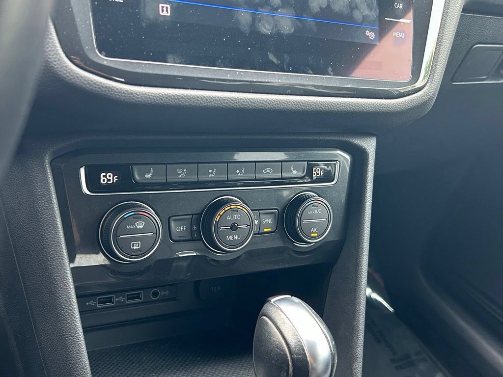 Used 2019 Volkswagen Tiguan SE AWD/4WD image 22