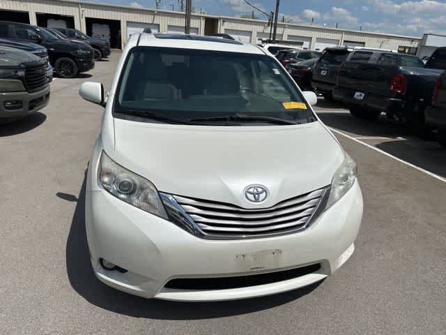 Used 2017 Toyota Sienna XLE FWD image 20