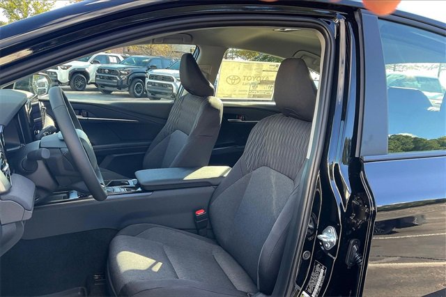 New 2026 Toyota Camry LE image 9
