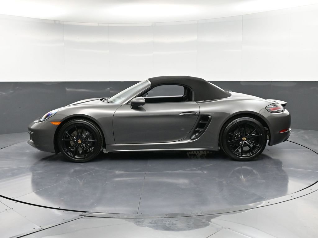 New 2025 Porsche 718 Boxster RWD image 2