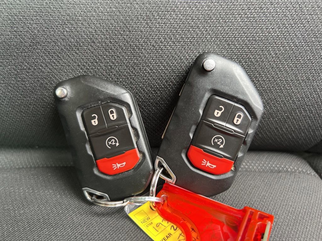 Certified 2020 Jeep Wrangler Unlimited Sport S image 30