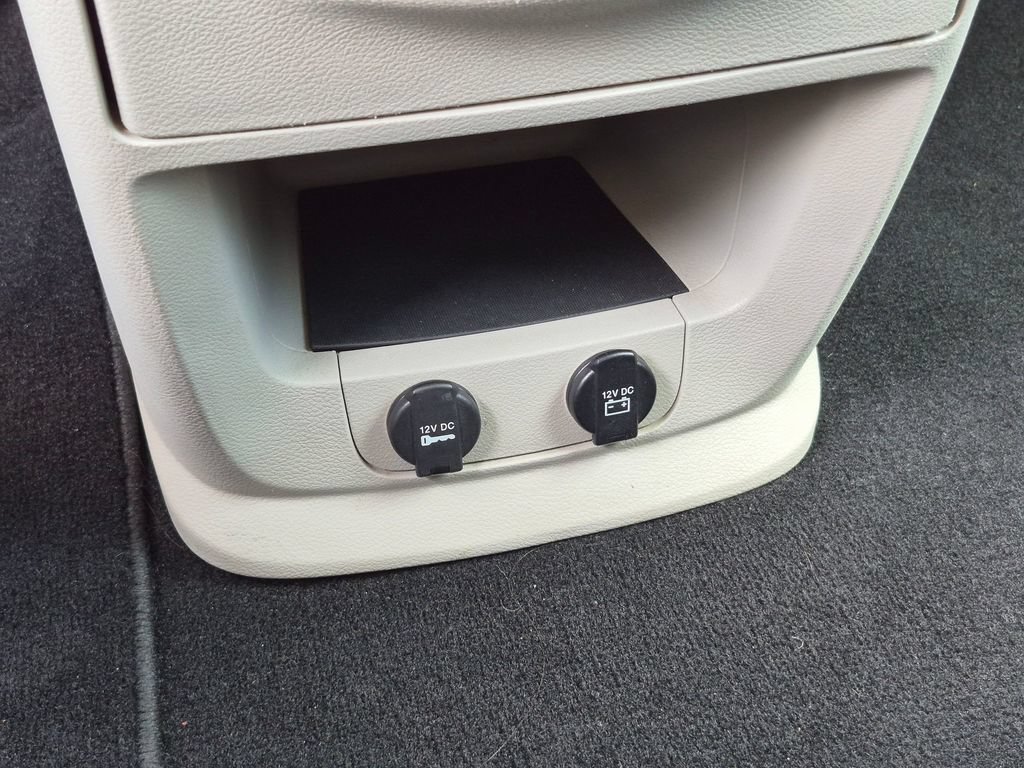 Used 2019 Dodge Grand Caravan SE FWD image 34