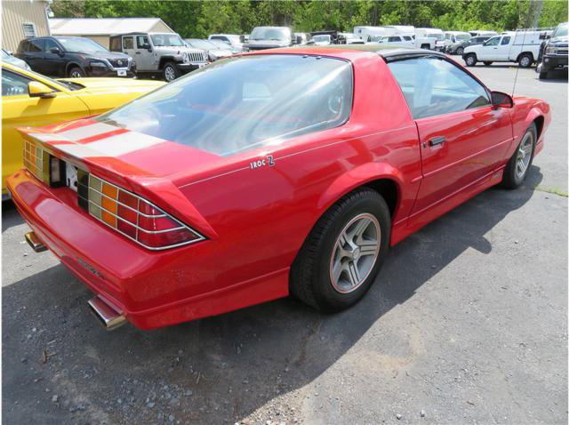 Used 1990 Chevrolet Camaro IROC-Z RWD image 16
