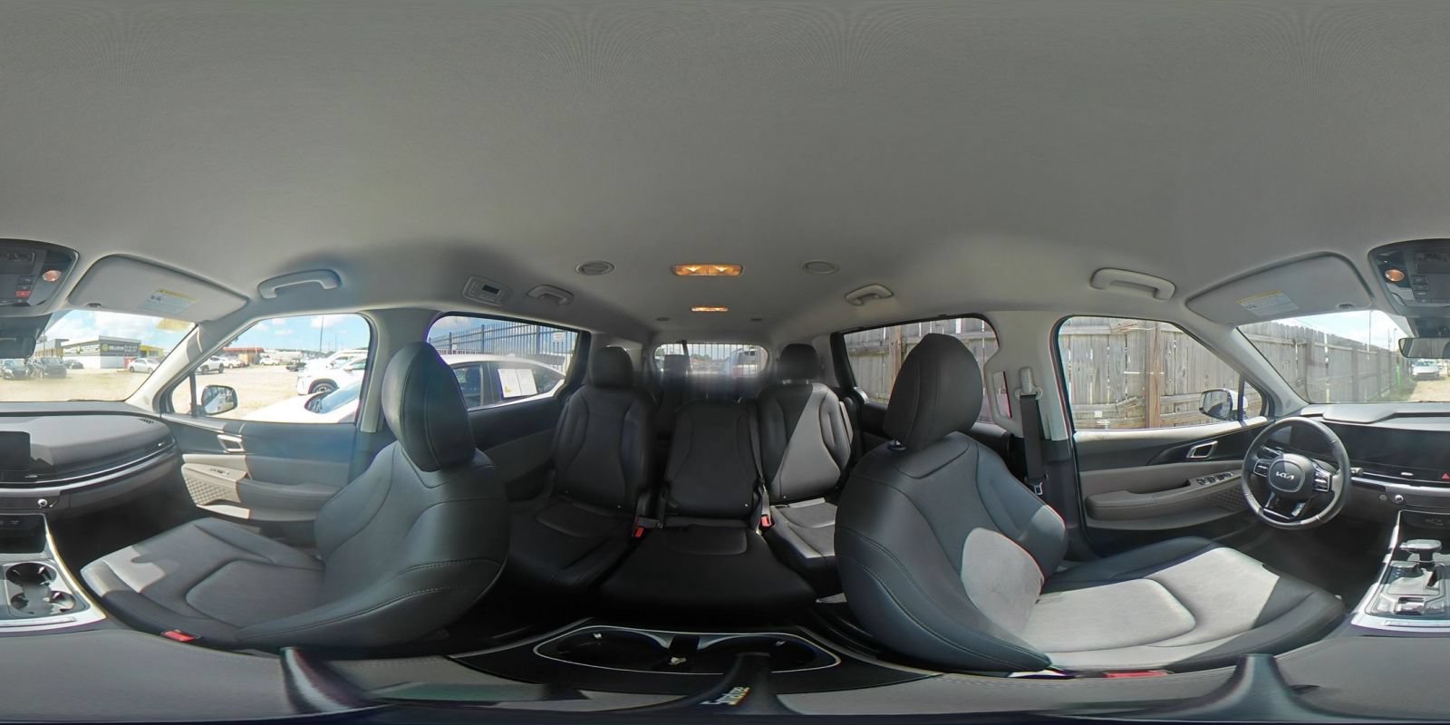 Used 2026 Kia Carnival FWD image 41