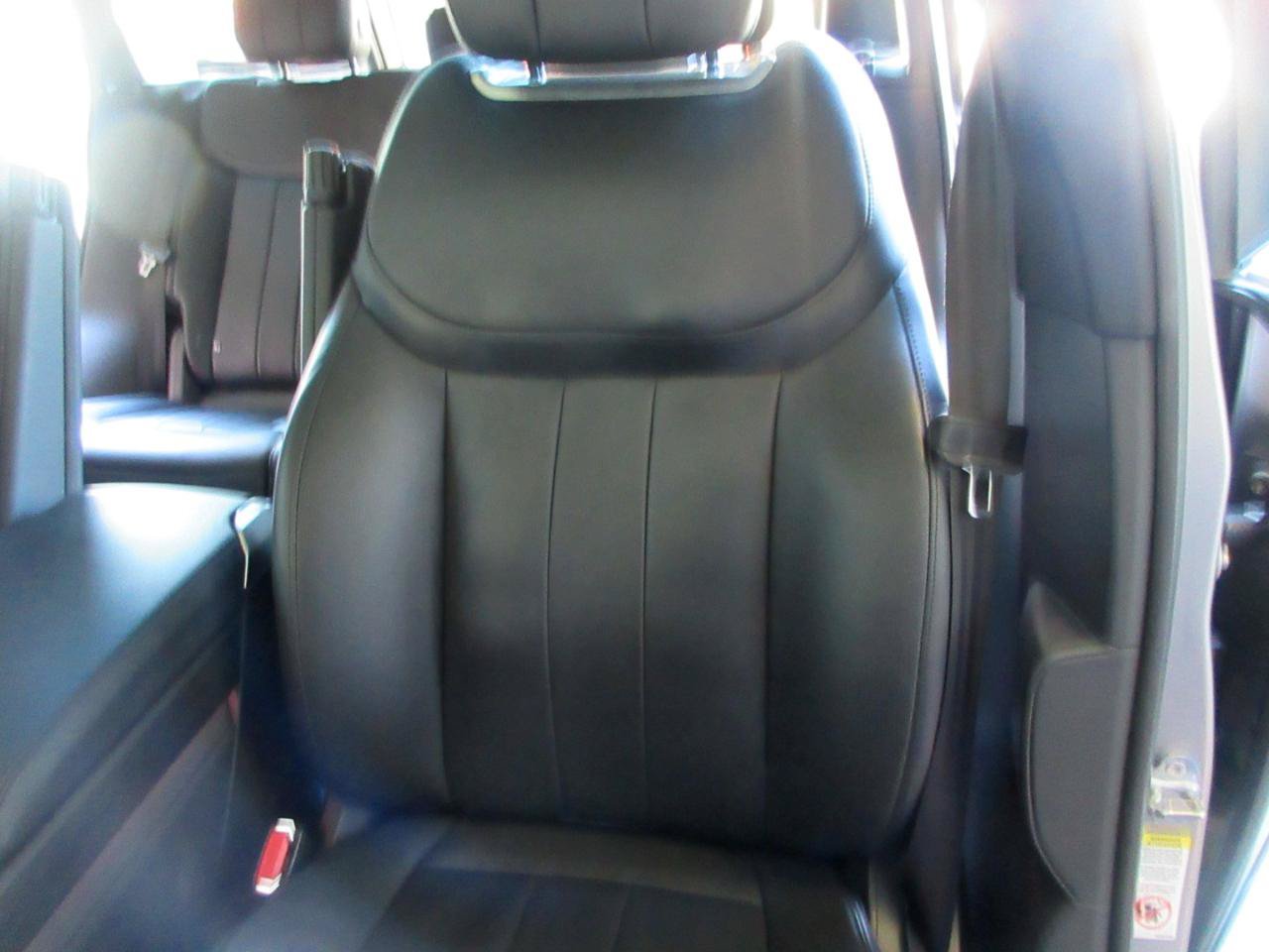 Used 2023 Land Rover Range Rover SE AWD/4WD image 10