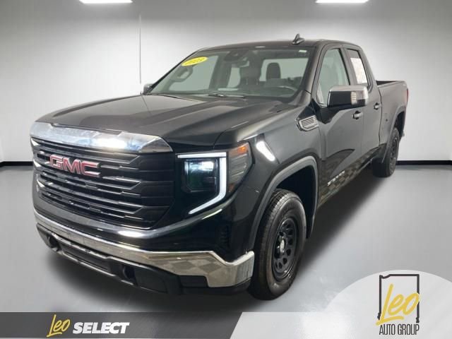 Used 2023 GMC Sierra 1500 Pro image 2