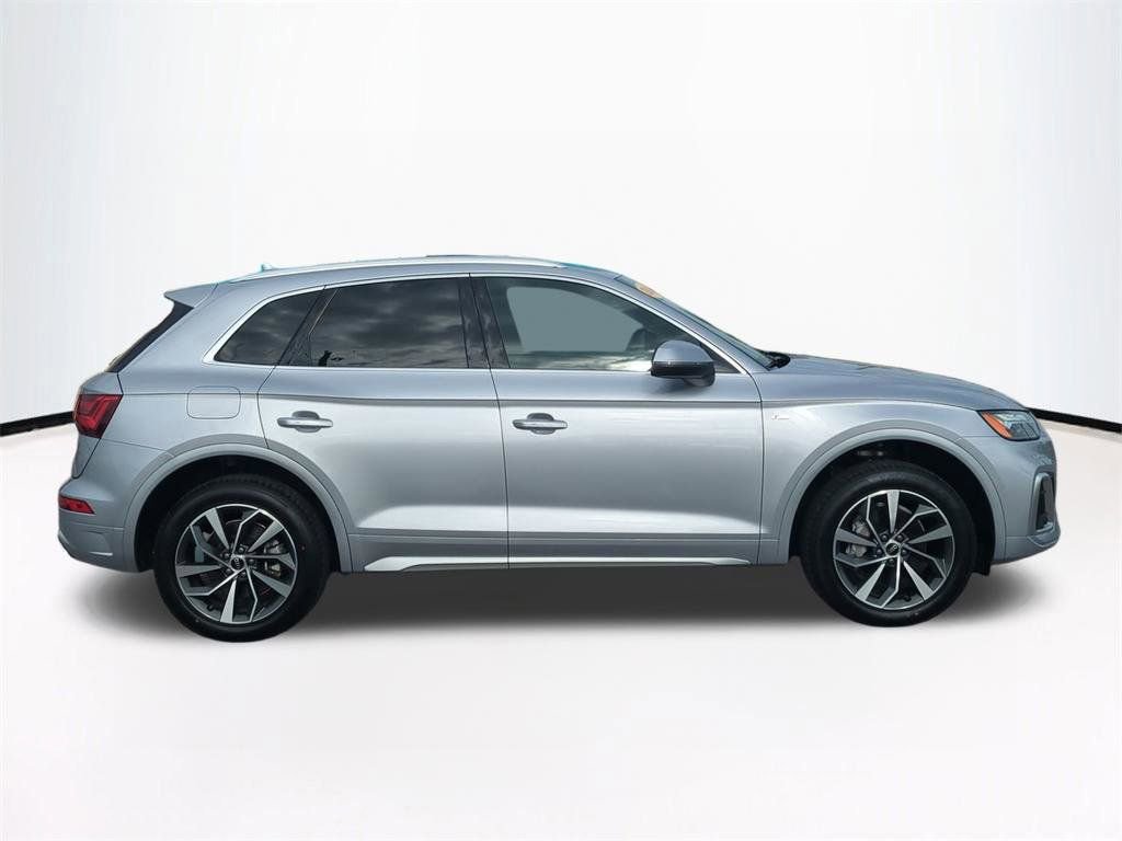 Used 2024 Audi Q5 2.0T Premium Plus AWD/4WD image 4