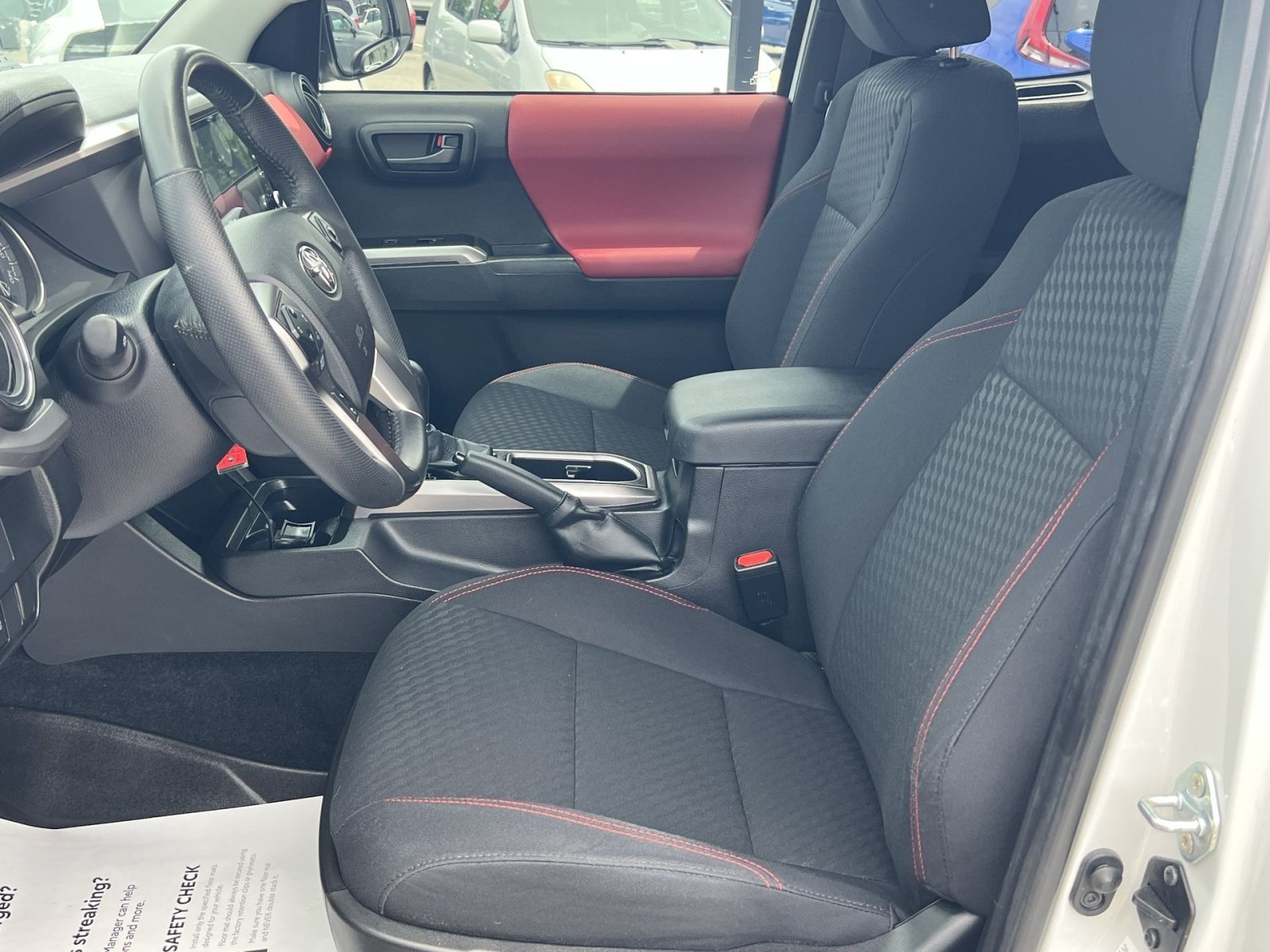 Used 2021 Toyota Tacoma SR5 RWD image 14