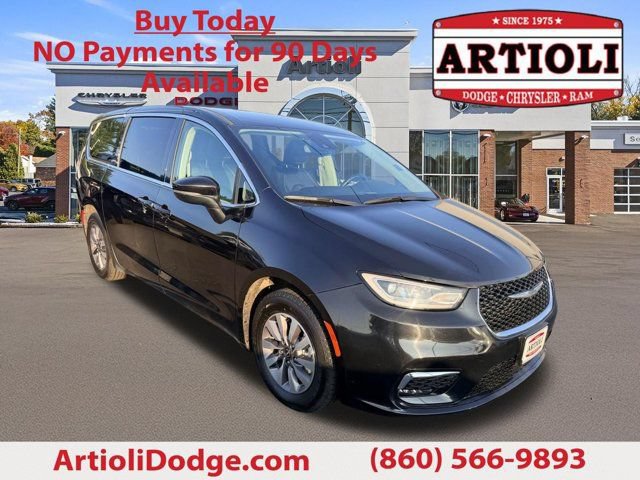 Certified 2023 Chrysler Pacifica Touring-L