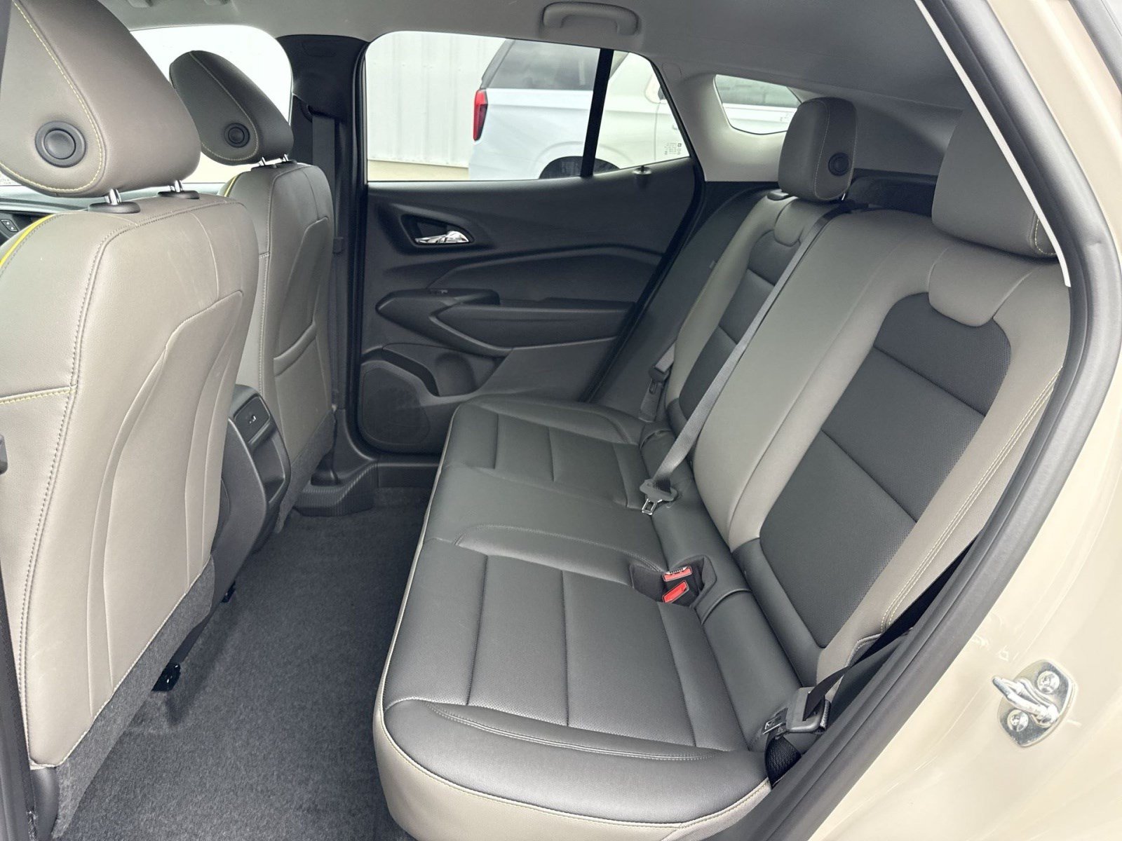 New 2026 Chevrolet Trax ACTIV w/ Driver Confidence Package FWD image 18