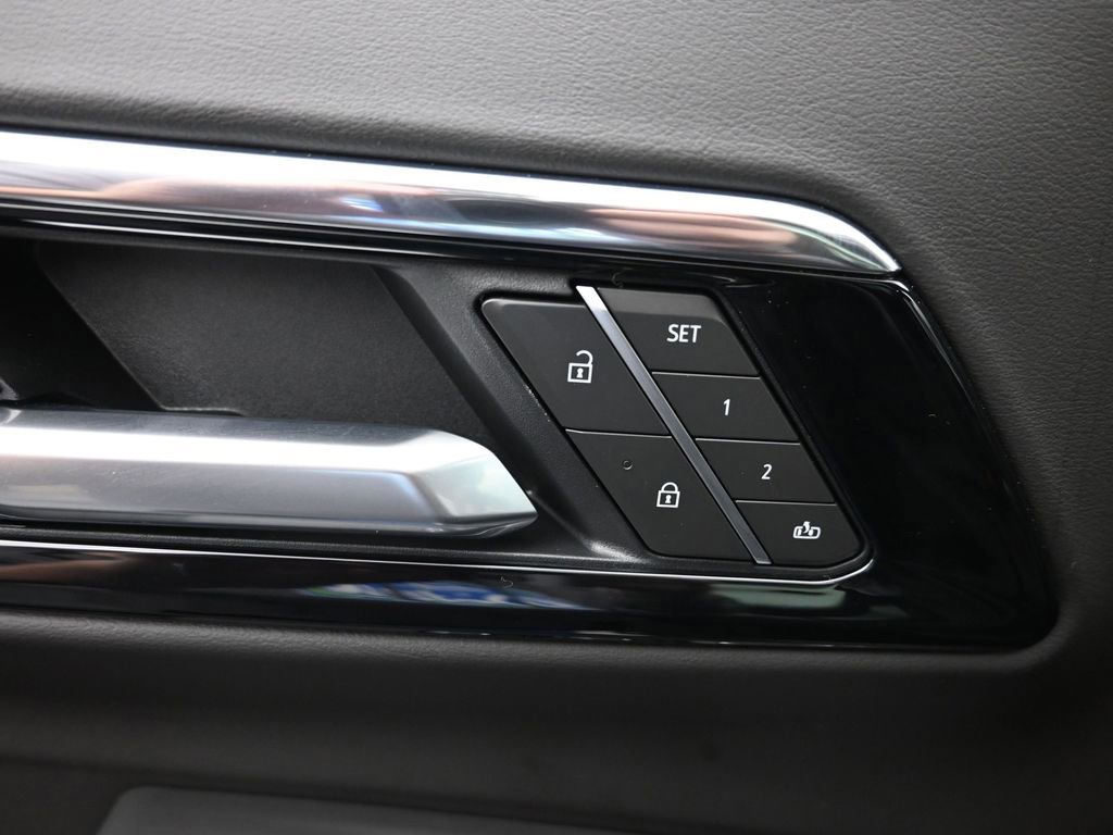 New 2026 Chevrolet Tahoe High Country image 16