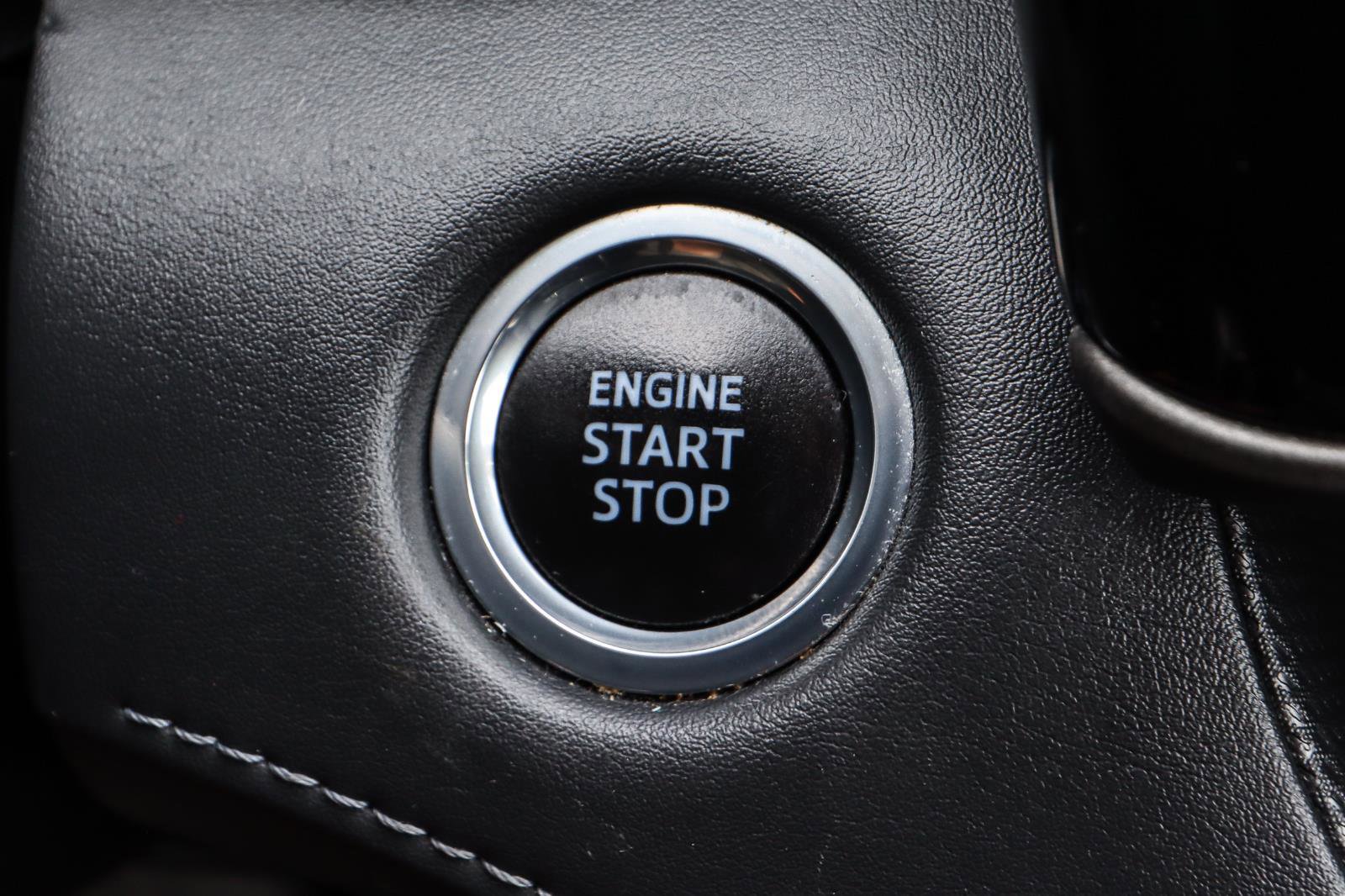 Used 2020 Toyota Highlander XLE image 15