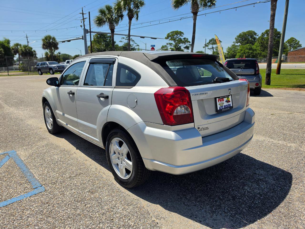Used 2008 Dodge Caliber SXT FWD image 3