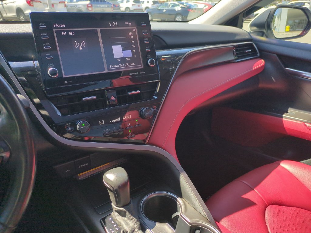 Used 2021 Toyota Camry XSE FWD image 19