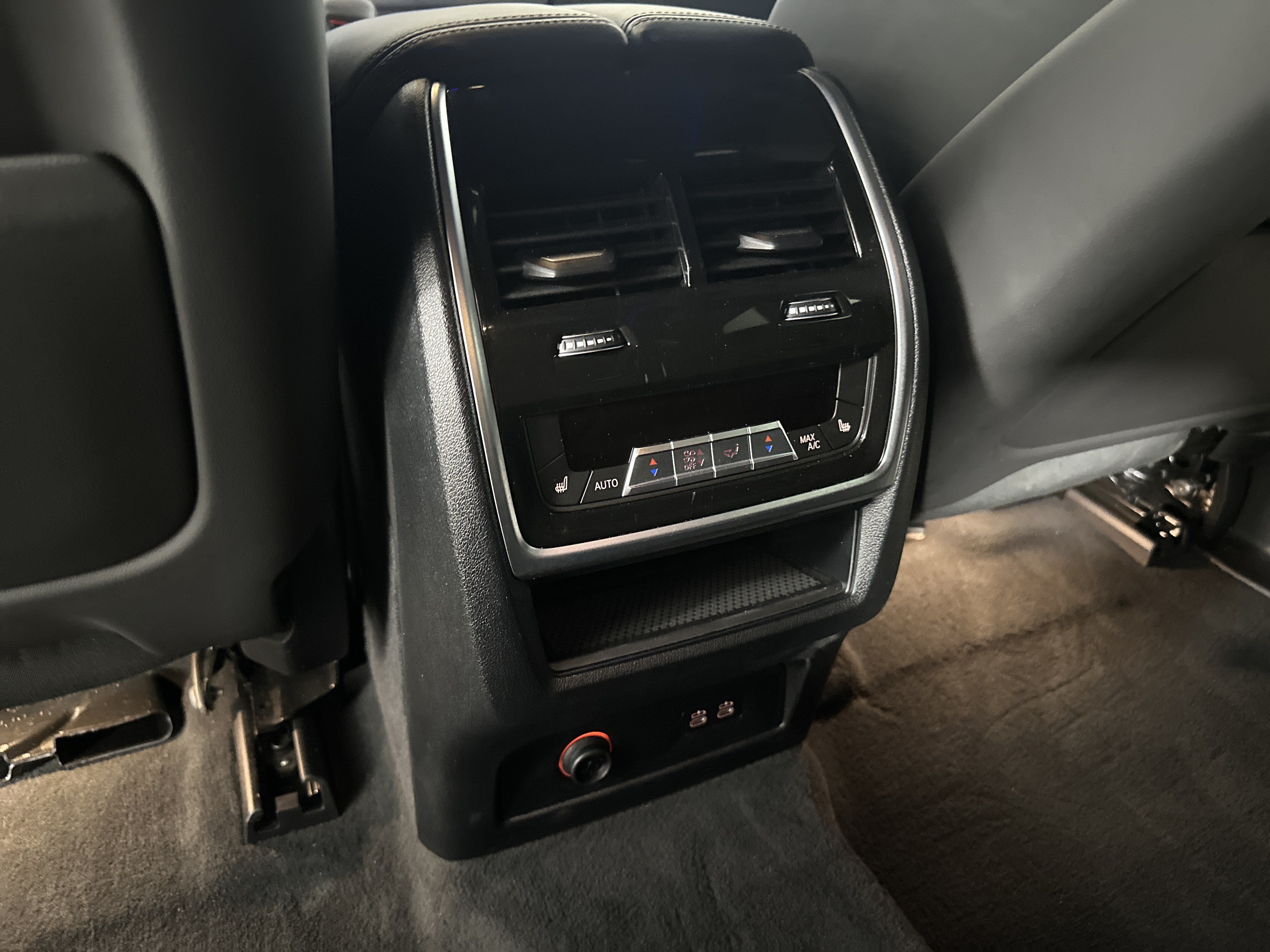 Certified 2023 BMW XM AWD/4WD image 21