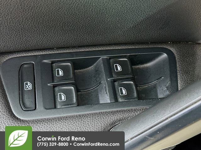 Used 2015 Volkswagen Golf S image 16