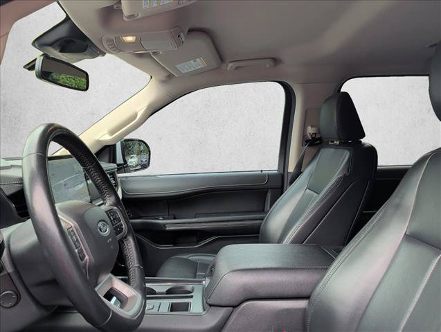 Used 2024 Ford Expedition Max XLT RWD image 14
