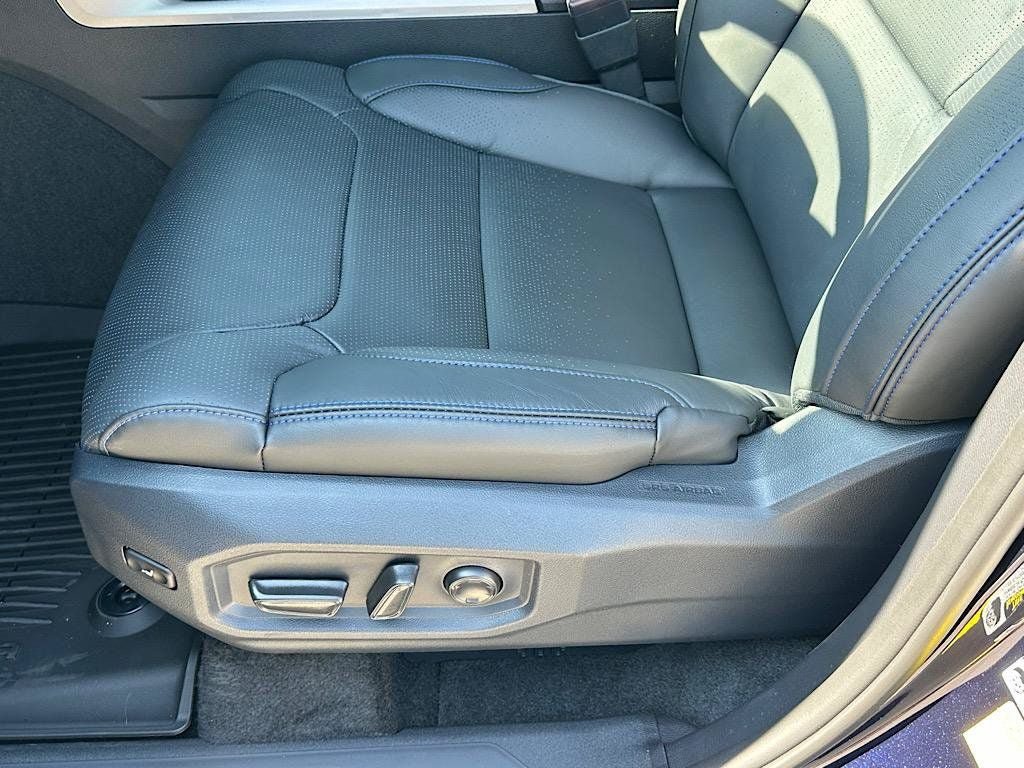 New 2026 Toyota Tundra Platinum AWD/4WD image 8