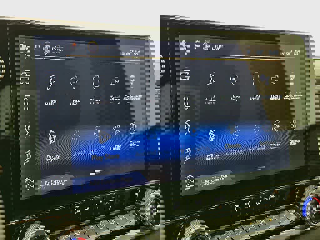 Used 2023 Chevrolet Colorado LT w/ LT Convenience Package image 17