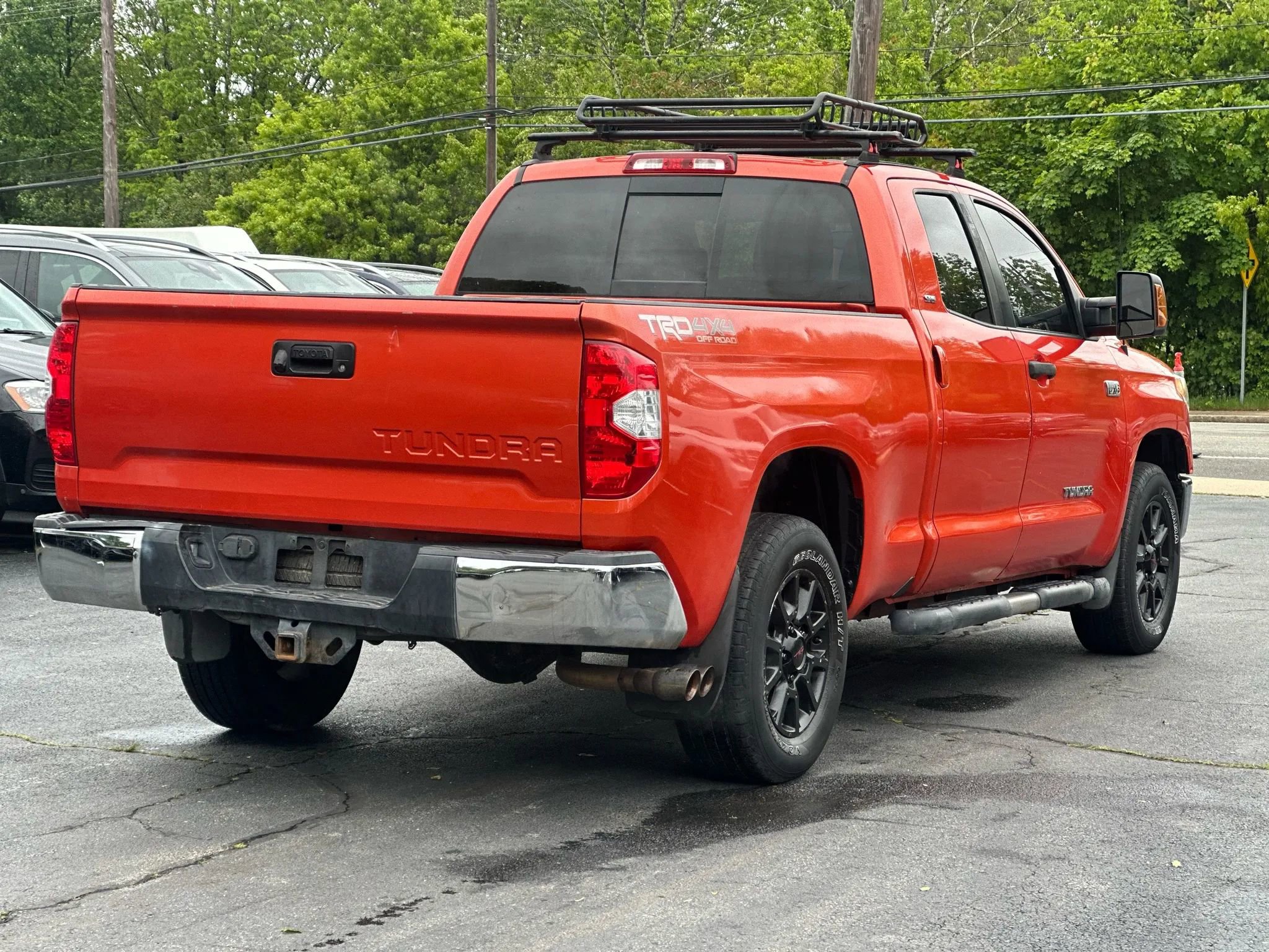 Used 2016 Toyota Tundra SR5 w/ TRD Off Road Package image 4