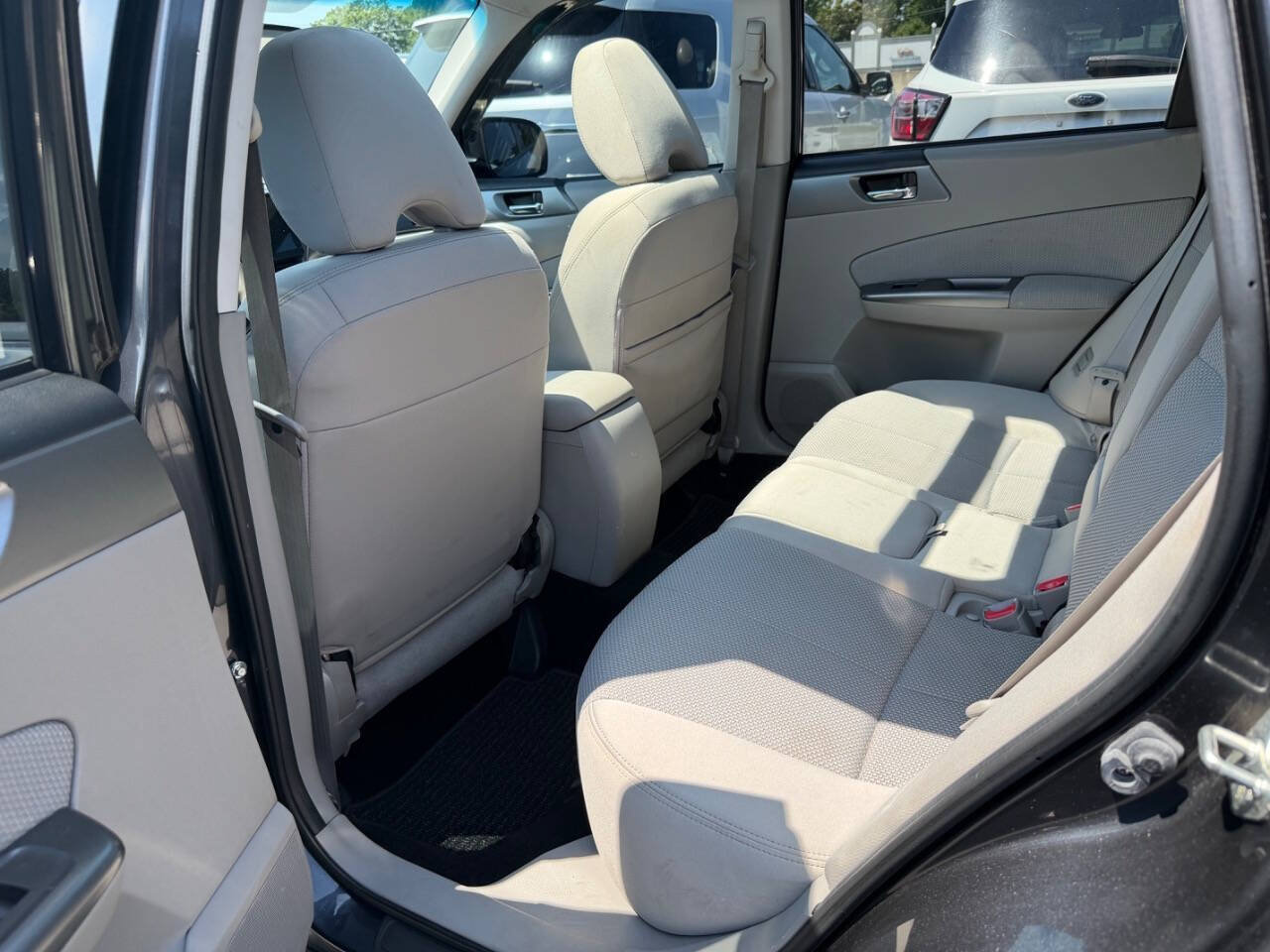 Used 2012 Subaru Forester 2.5X Premium w/ All-Weather Pkg AWD/4WD image 11