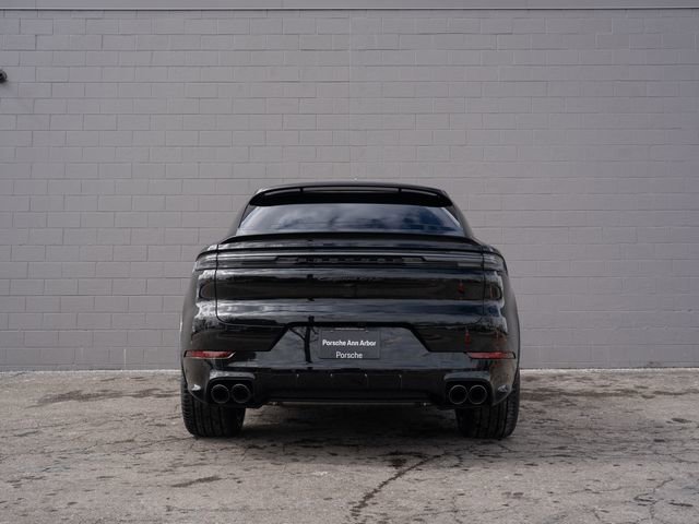 New 2026 Porsche Cayenne GTS image 6