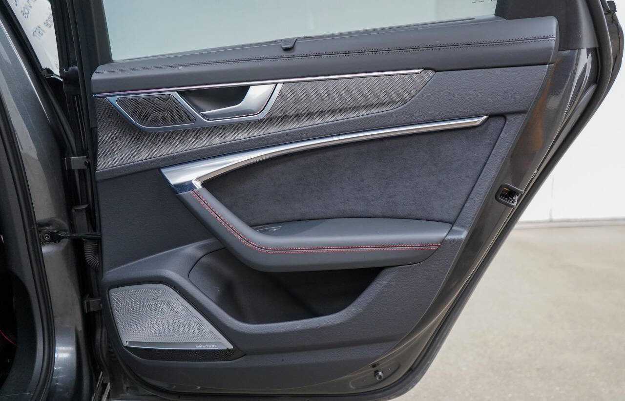 Used 2022 Audi RS 6 image 67